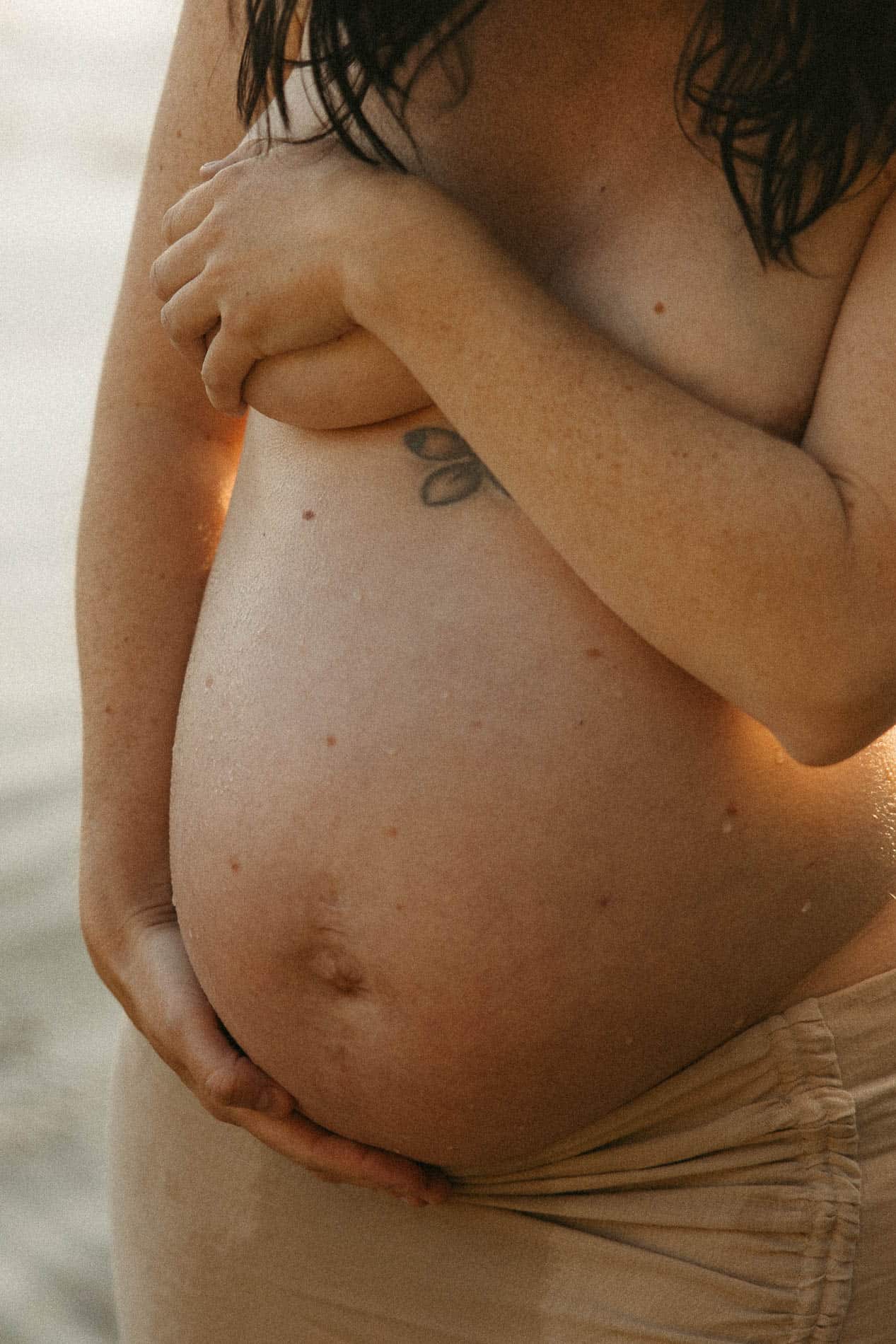 gravidfotograf kristina fagerdal morskap hudnært utendørs studio kristiansand vennesla 7