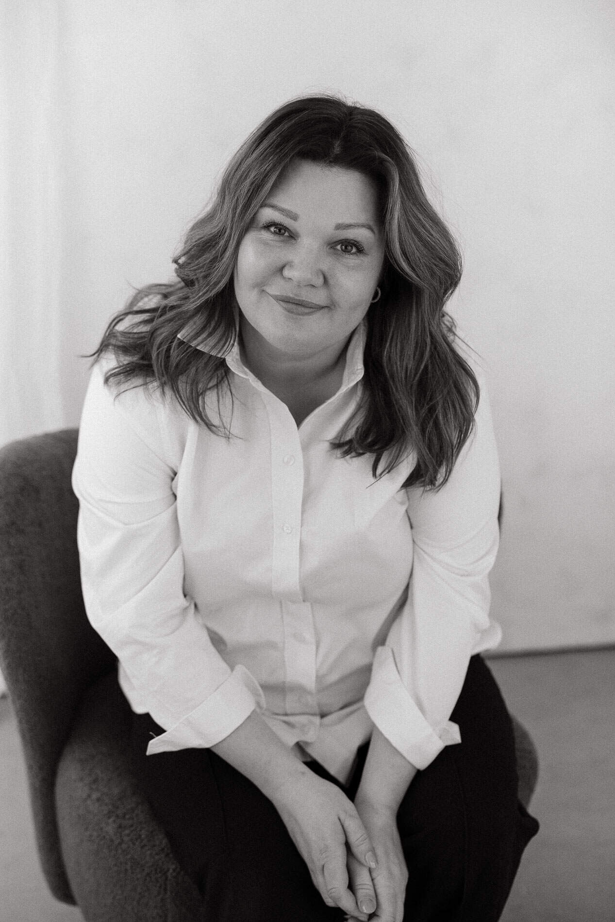 Nyfødtfotograf-kristina-fagerdal-naturlig-lys-ekte-øyeblikk