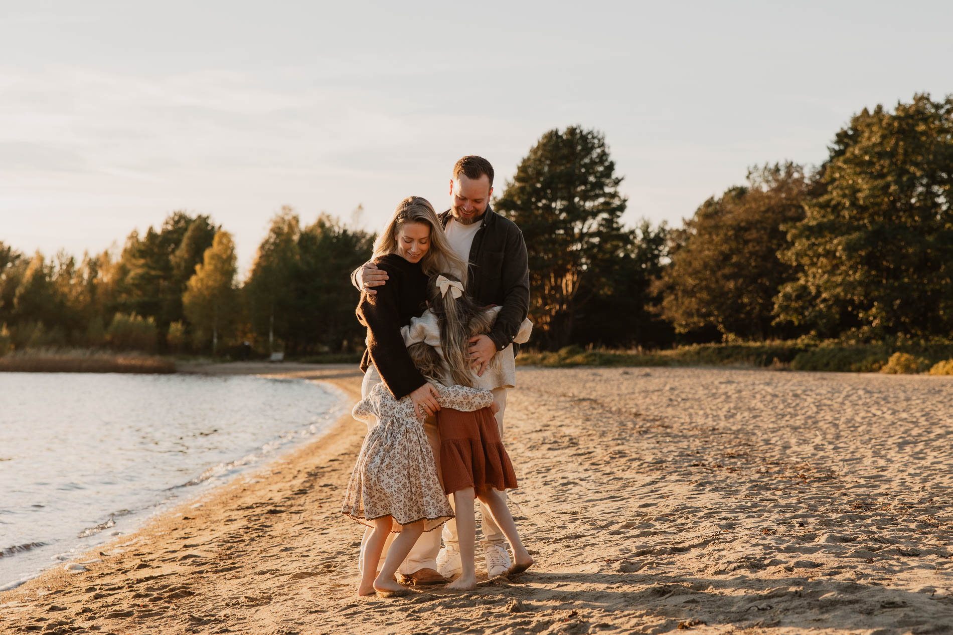 tografering utendørs sommer lek uoppstilt naturlig fotograf kristiansand